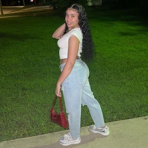 Meet your Posher, Marquita